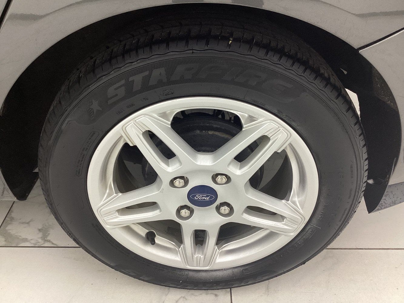 Used 2019 Ford Fiesta SE FWD image 45