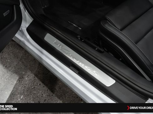 Used 2024 Porsche 911 Carrera S image 16