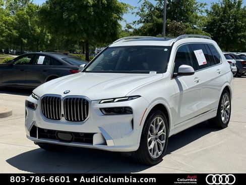 Used 2023 BMW X7 xDrive40i AWD/4WD image 9