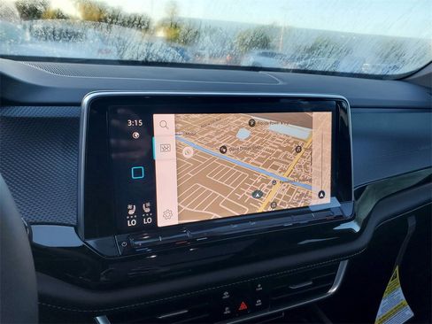 New 2026 Volkswagen Atlas Cross Sport SEL Premium R-Line image 9