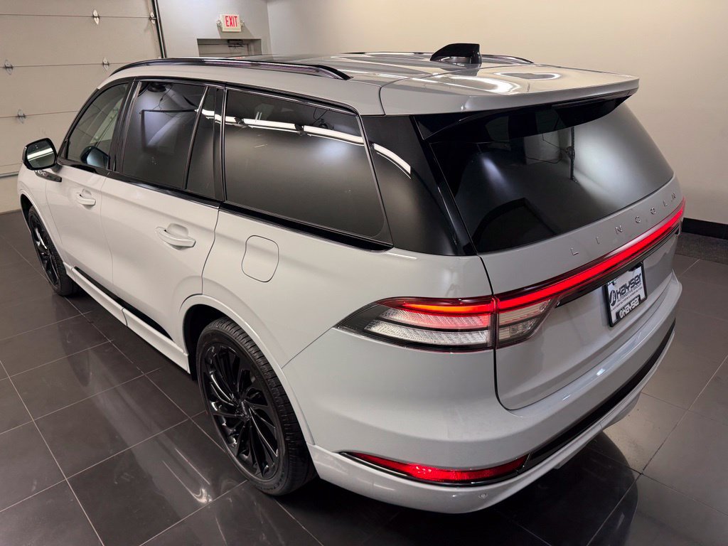 New 2027 Lincoln Aviator Reserve AWD/4WD image 4