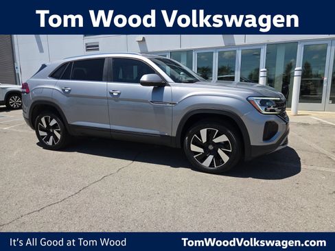 Certified 2026 Volkswagen Atlas Cross Sport SE AWD/4WD image 1