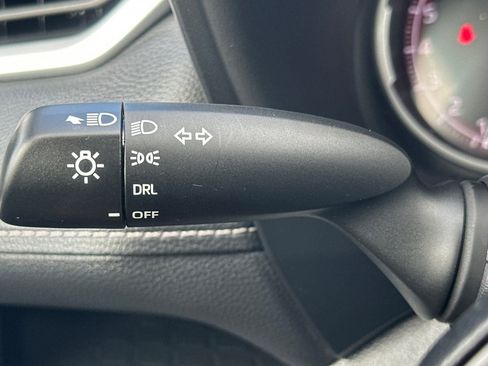 Certified 2023 Toyota RAV4 LE AWD/4WD image 38