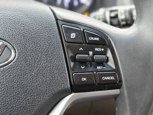 Used 2018 Ford Escape SEL image 17