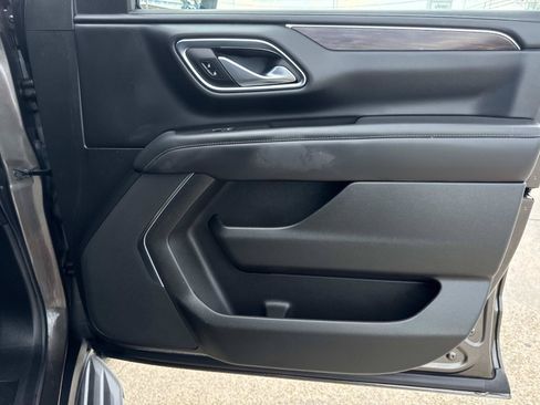 Used 2021 Chevrolet Tahoe LS RWD image 13