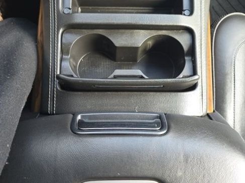 Used 2019 GMC Yukon XL Denali w/ Denali Ultimate Package image 32