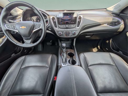 Used 2024 Chevrolet Malibu LT FWD image 12