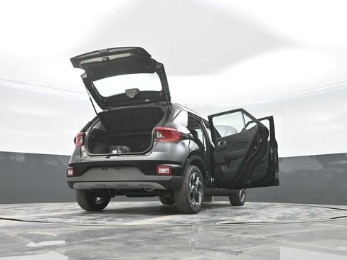 New 2026 Hyundai Venue SEL image 43
