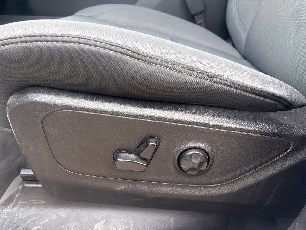 Used 2020 RAM 1500 Big Horn RWD image 15
