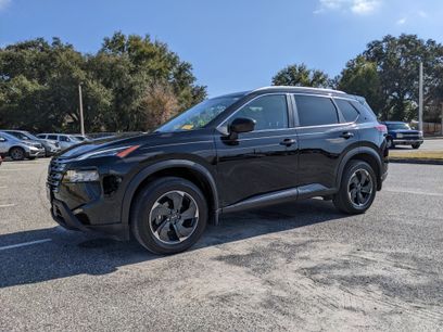 Used 2024 Nissan Rogue SV w/ SV Premium Package