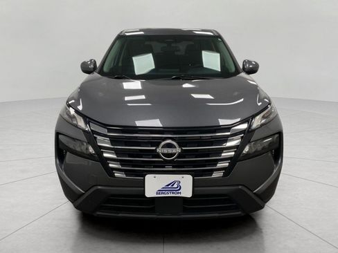 Certified 2025 Nissan Rogue SV AWD/4WD image 10
