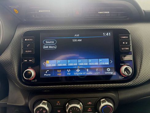 Used 2023 Nissan Kicks SV FWD image 12