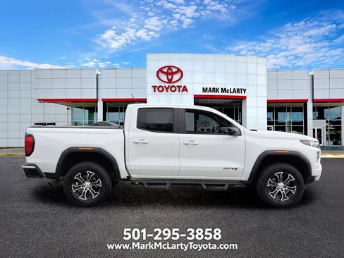 Used 2023 GMC Canyon AT4 AWD/4WD image 6