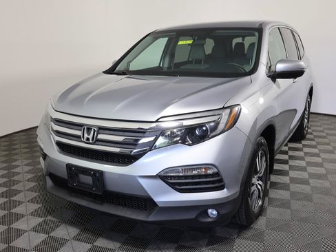 Used 2018 Honda Pilot EX image 1