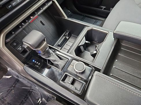 Used 2023 Toyota Tundra SR5 image 18