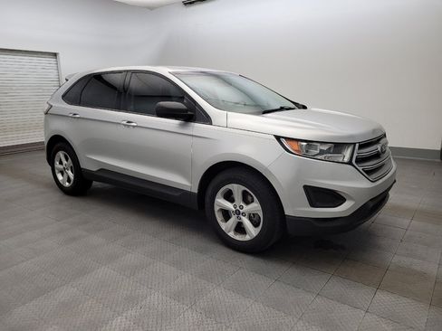 Used 2017 Ford Edge SE FWD image 11