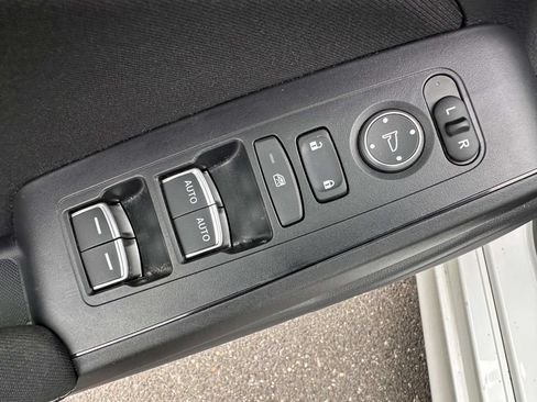 Used 2024 Honda Civic Sport image 9