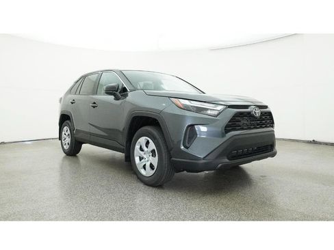 Used 2025 Toyota RAV4 LE FWD image 29
