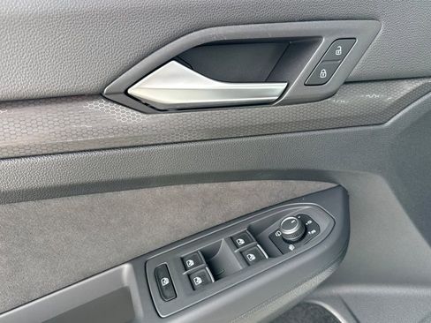 Used 2024 Volkswagen GTI SE image 10