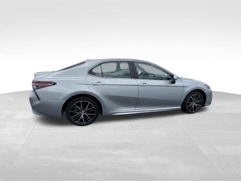 Used 2024 Toyota Camry SE FWD image 26