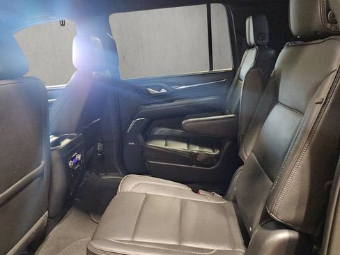 Used 2022 GMC Yukon XL Denali AWD/4WD image 22