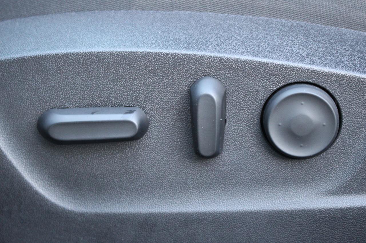 Used 2014 Buick Regal FWD image 15