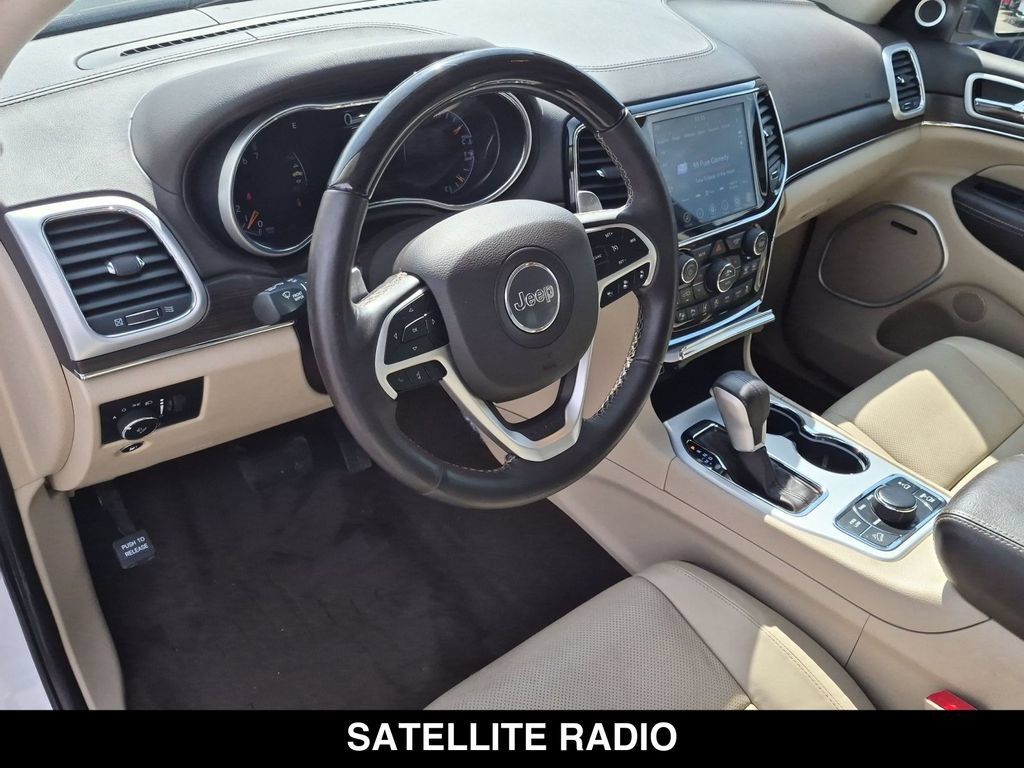Used 2021 Jeep Grand Cherokee Summit AWD/4WD image 2