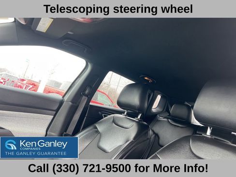 Used 2023 Jeep Compass Latitude image 42