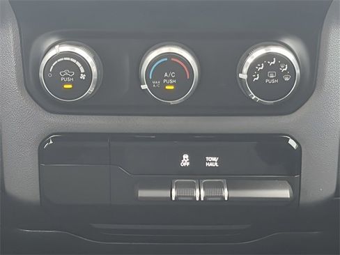 Used 2022 RAM 1500 Lone Star image 27