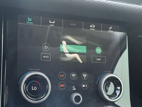 Used 2020 Land Rover Range Rover Evoque S image 24