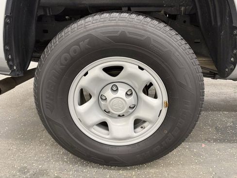 Certified 2023 Toyota Tacoma SR image 20