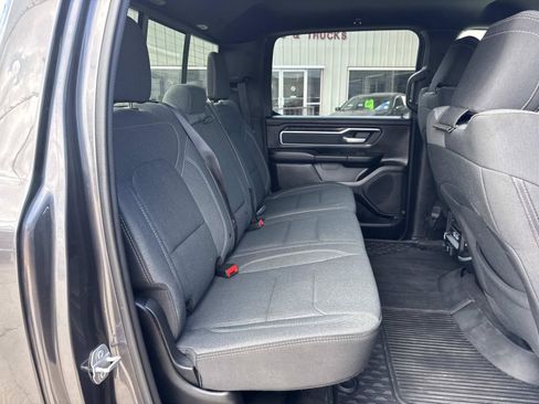 Used 2022 RAM 1500 Big Horn AWD/4WD image 9