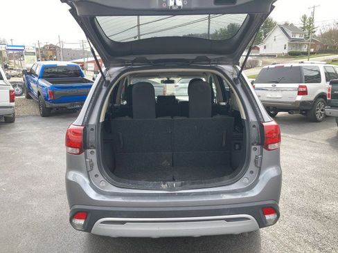 Used 2019 Mitsubishi Outlander ES image 6