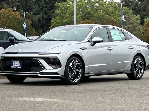 New 2025 Hyundai Sonata SEL FWD image 8