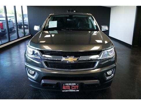 Used 2018 Chevrolet Colorado LT w/ Luxury Package, Chrome image 2
