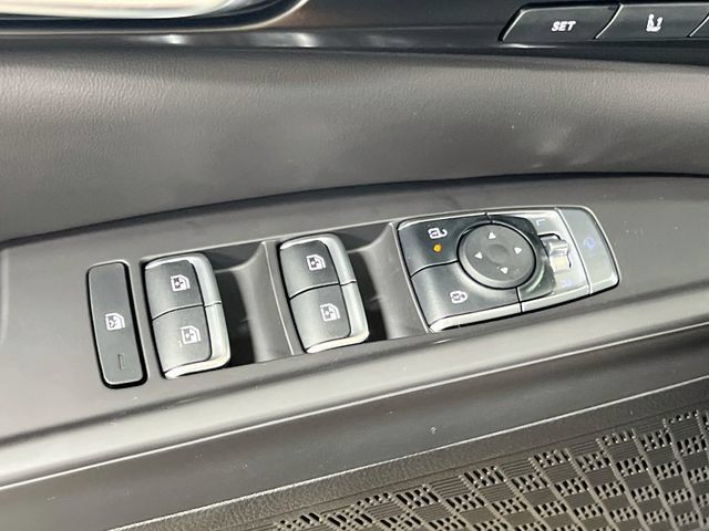 New 2027 Kia Carnival SX w/ Dark Edition Package FWD image 18