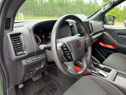 Used 2023 Nissan Frontier PRO-4X w/ Tow Package AWD/4WD image 17