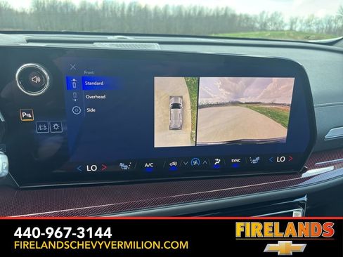 New 2026 Chevrolet Traverse Z71 w/ Enhanced Driving Package AWD/4WD image 32