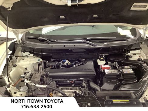 Used 2020 Nissan Rogue AWD image 16