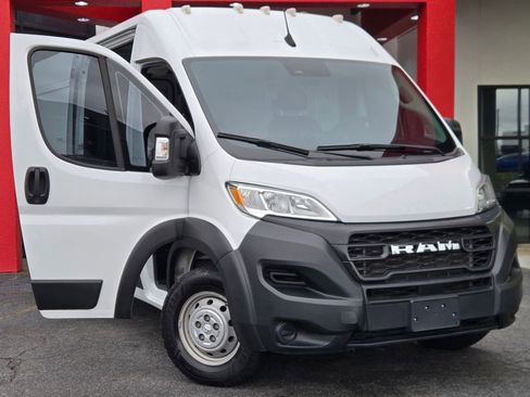 Used 2023 RAM ProMaster 2500 FWD image 13