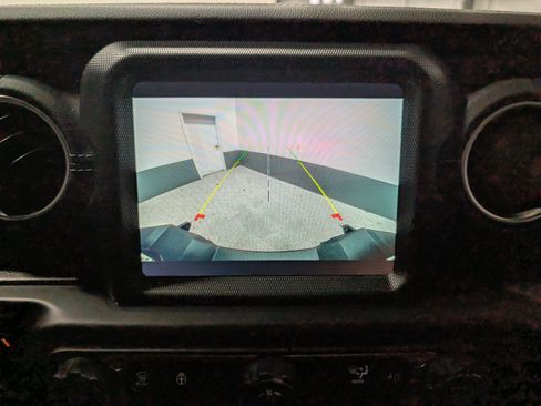 Used 2022 Jeep Wrangler Unlimited Sahara w/ LED Lighting Group image 30