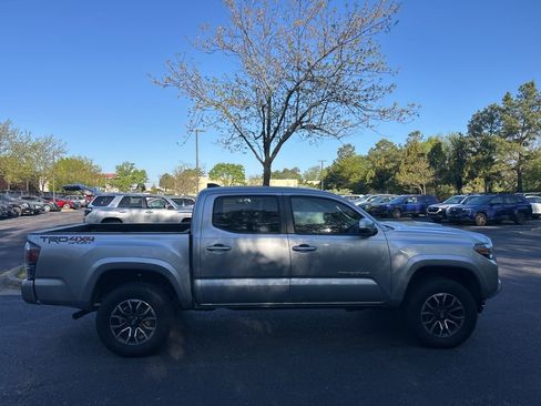 Used 2023 Toyota Tacoma TRD Sport w/ Advanced Technology Package AWD/4WD image 2