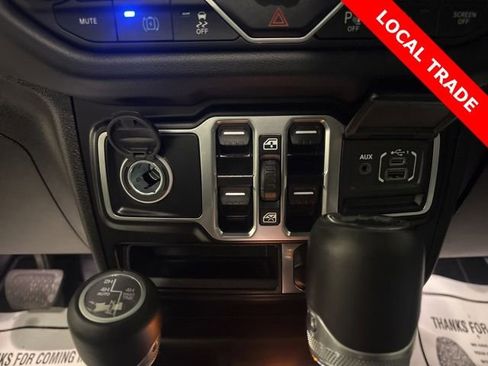 Used 2024 Jeep Wrangler High Altitude image 24