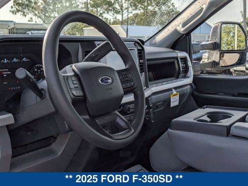 New 2025 Ford F350 XL w/ XL Chrome Package image 19