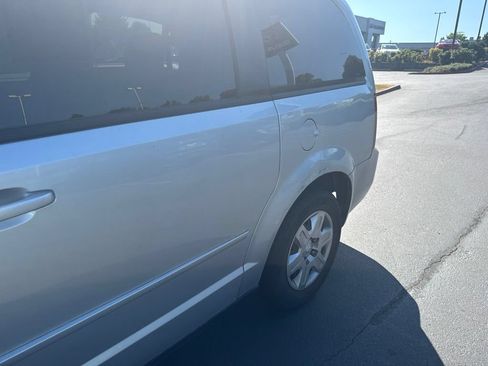 Used 2009 Dodge Grand Caravan SE FWD image 5