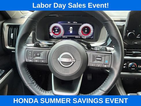 Used 2025 Nissan Pathfinder Platinum w/ Cargo Package FWD image 21