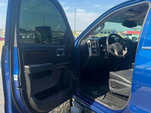 Used 2016 GMC Sierra 2500 Denali w/ Duramax Plus Package image 11