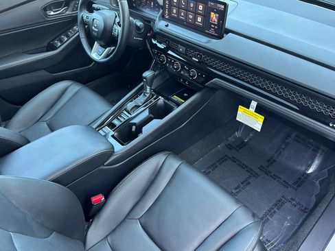 Certified 2025 Honda Accord Touring image 33