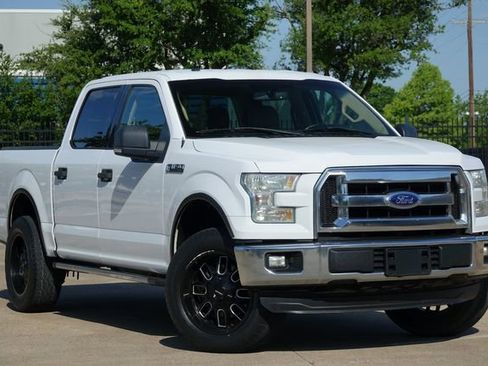 Used 2015 Ford F150 XLT w/ Equipment Group 301A Mid image 1