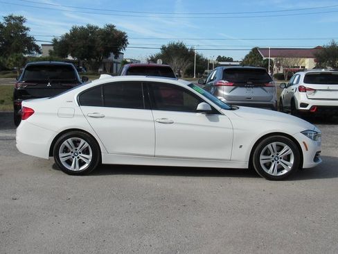 Used 2018 BMW 330e w/ Convenience Package image 2
